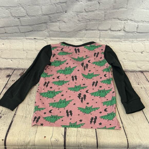 Rags to Raches Halloween Bat Pattern Shirt - Picture 3 of 3